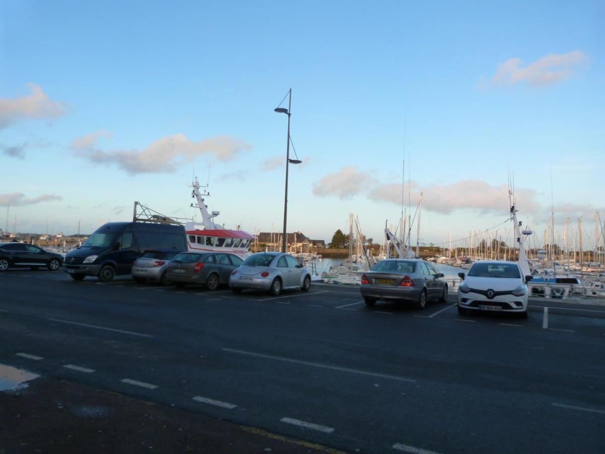 Quai Vauban Saint-Vaast-la-Hougue